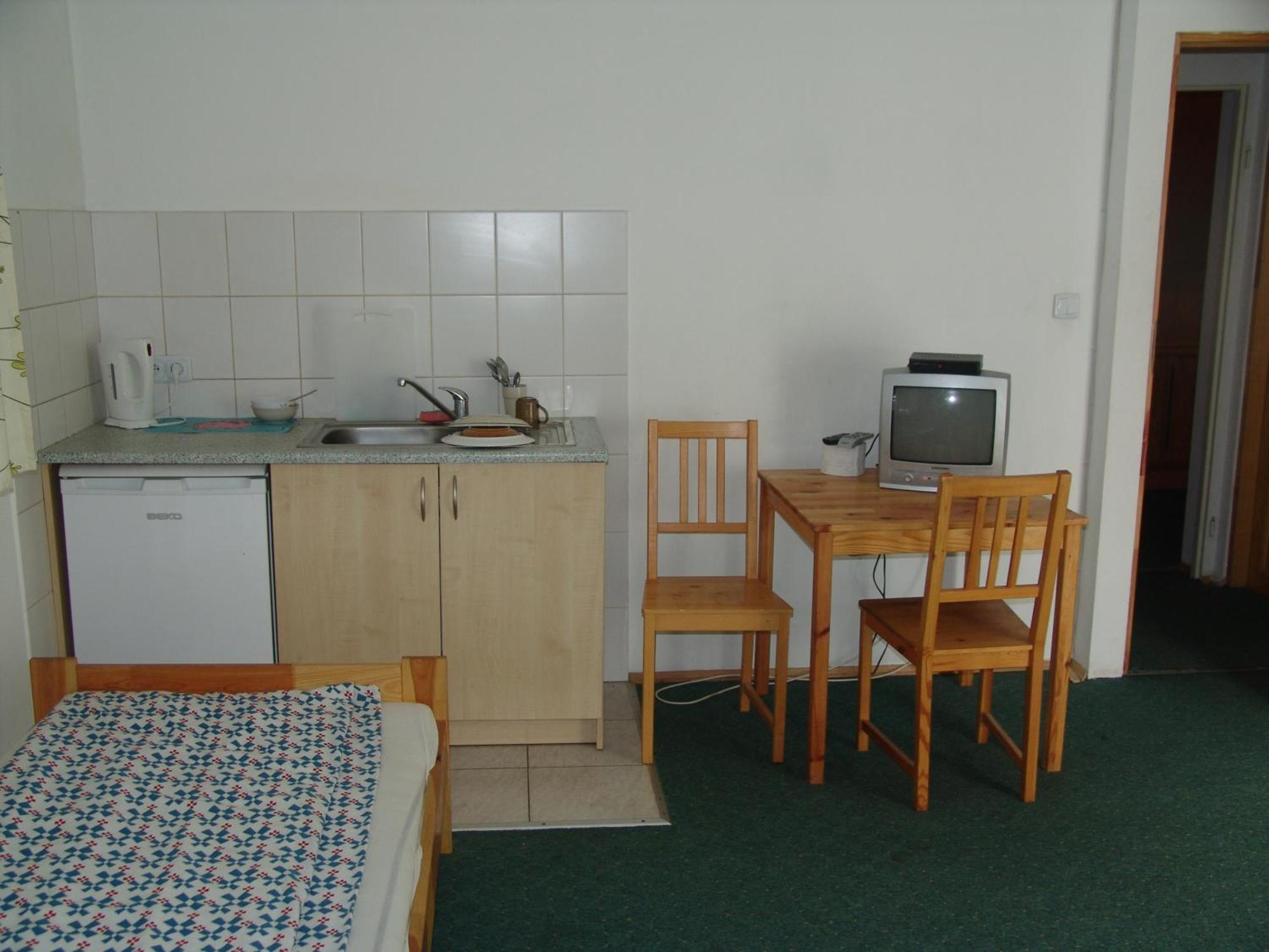 Pokoje Goscinne Victoria - Krakow — Photos 3